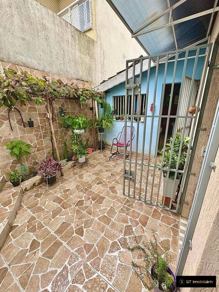 Casa, 3 quartos, 114 m² - Foto 1