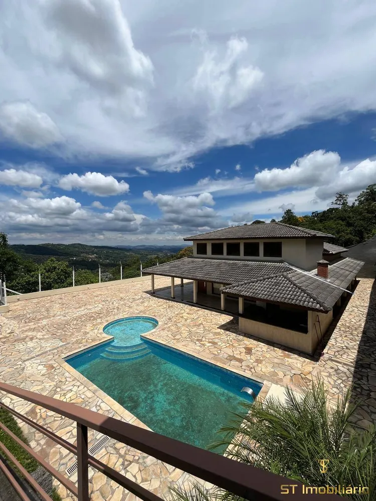 Chácara, 6 quartos, 2800 m² - Foto 1