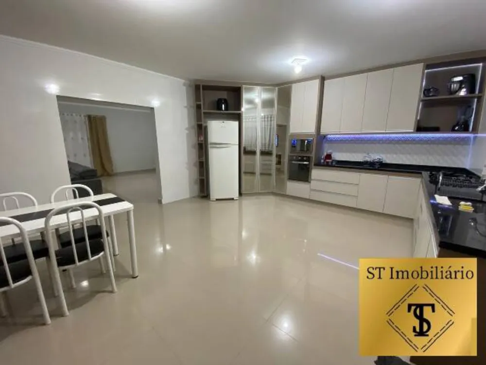 Chácara, 3 quartos, 2100 m² - Foto 3