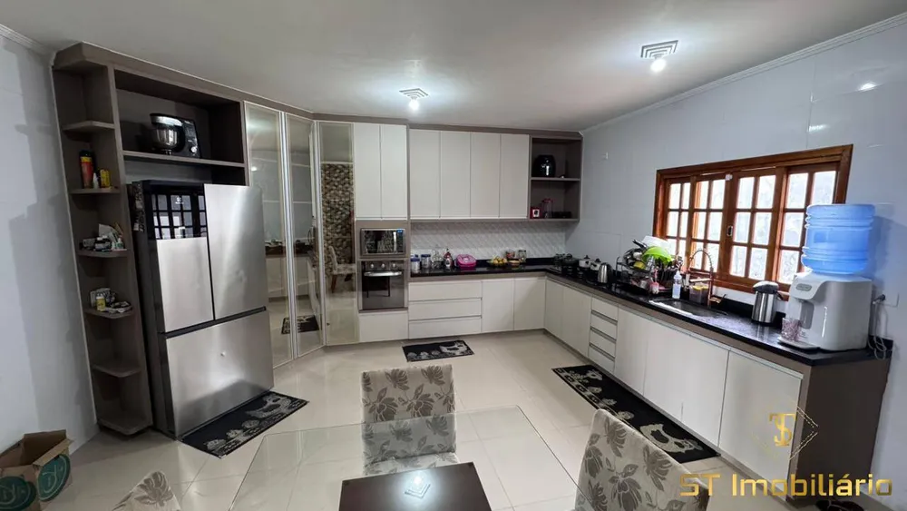 Chácara, 3 quartos, 2100 m² - Foto 9