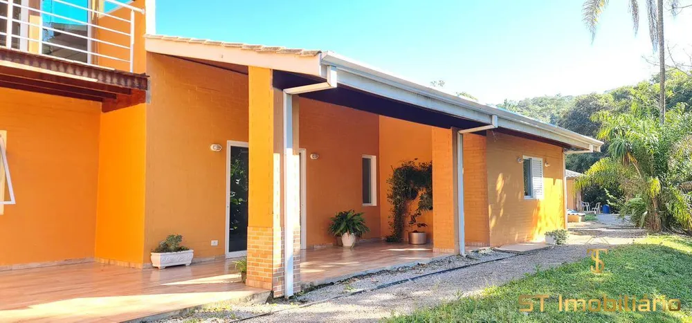 Chácara, 3 quartos, 4200 m² - Foto 4