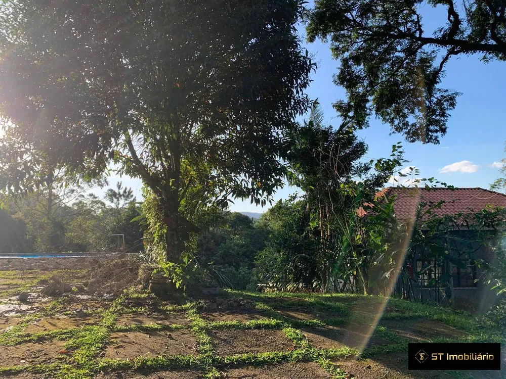 Chácara, 4 quartos, 1583 m² - Foto 8