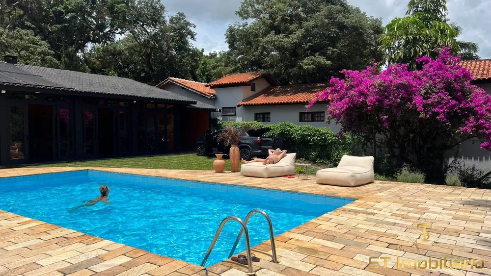 Chácara, 5 quartos, 2000 m² - Foto 1