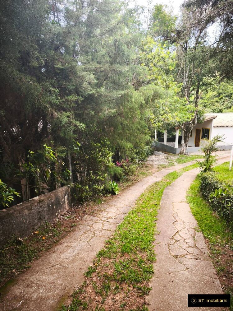Chácara à venda com 3 quartos, 240m² - Foto 8