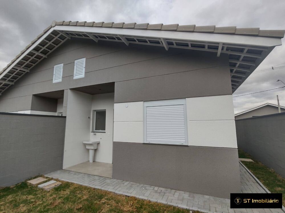 Casa, 2 quartos, 54 m² - Foto 1