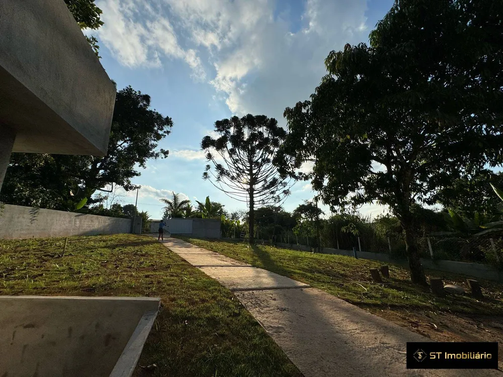 Chácara, 3 quartos, 1250 m² - Foto 1