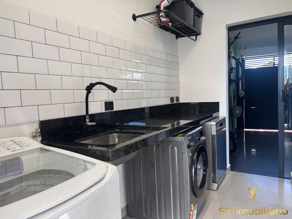 Casa, 5 quartos, 240 m² - Foto 15