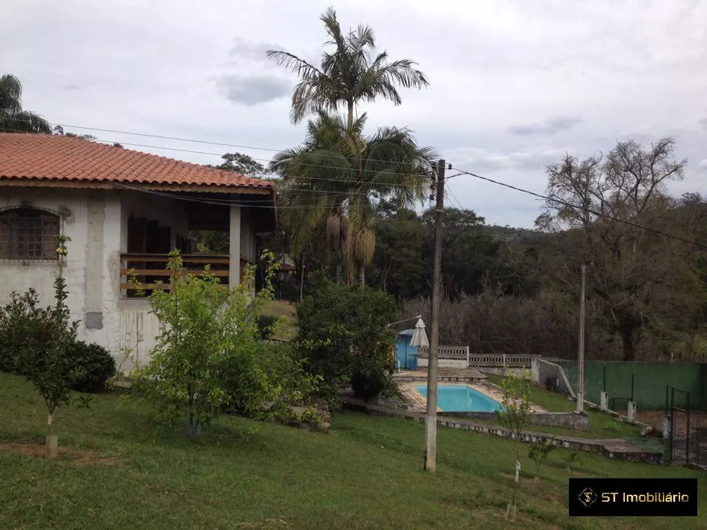 Fazenda à venda com 3 quartos, 350m² - Foto 2