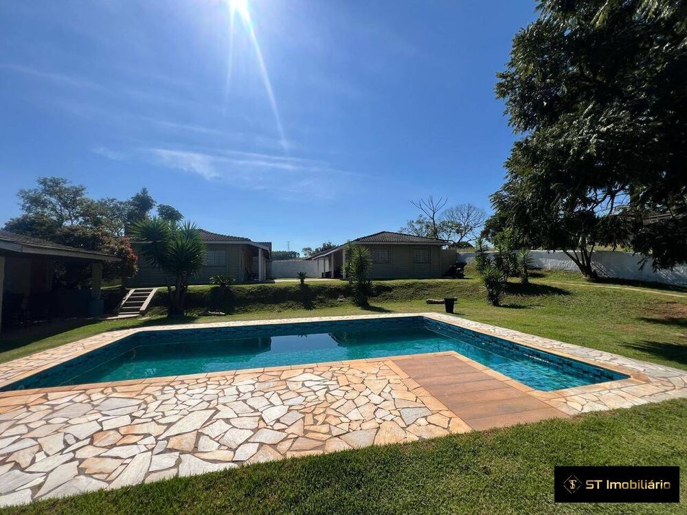 Chácara, 6 quartos, 1300 m² - Foto 1