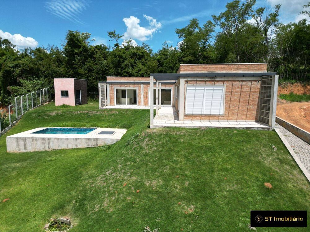 Chácara, 2 quartos, 1453 m² - Foto 1