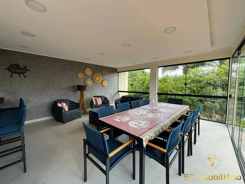 Chácara, 5 quartos, 1080 m² - Foto 2