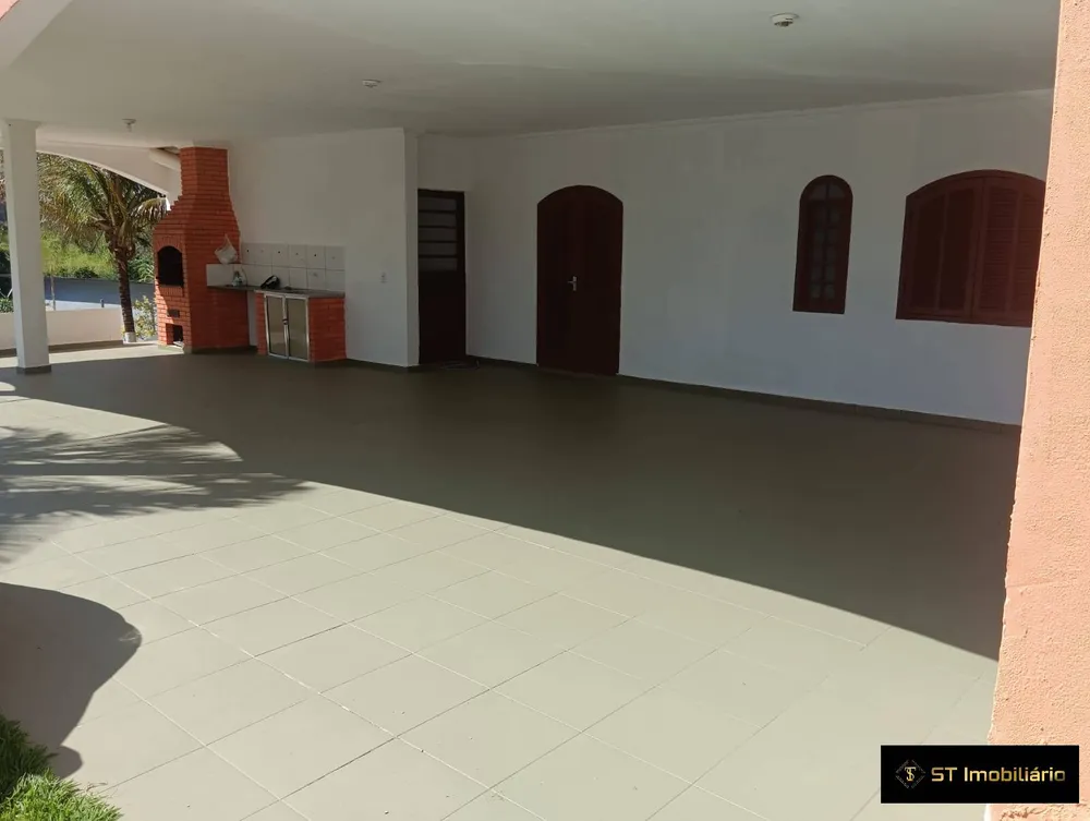 Chácara, 4 quartos, 1400 m² - Foto 1