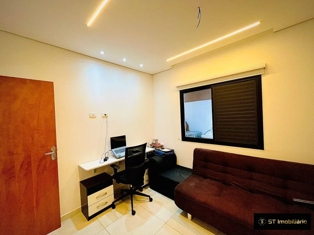 Casa, 3 quartos, 240 m² - Foto 11