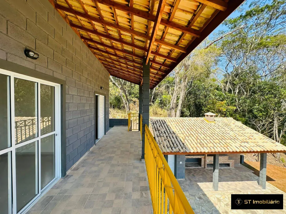 Chácara, 2 quartos, 1454 m² - Foto 2