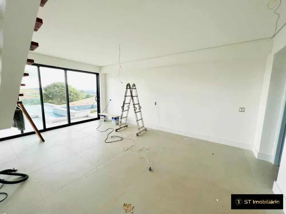 Casa de Condomínio à venda com 4 quartos, 472m² - Foto 4