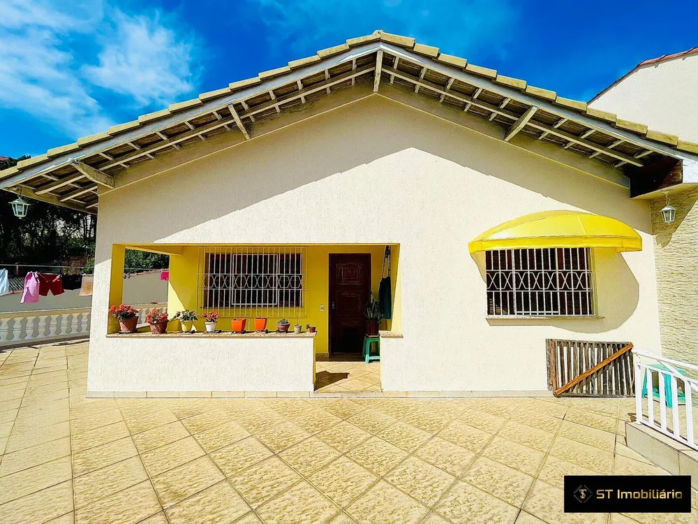 Casa, 3 quartos, 176 m² - Foto 1