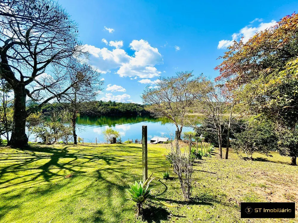 Chácara, 8 quartos, 2900 m² - Foto 1