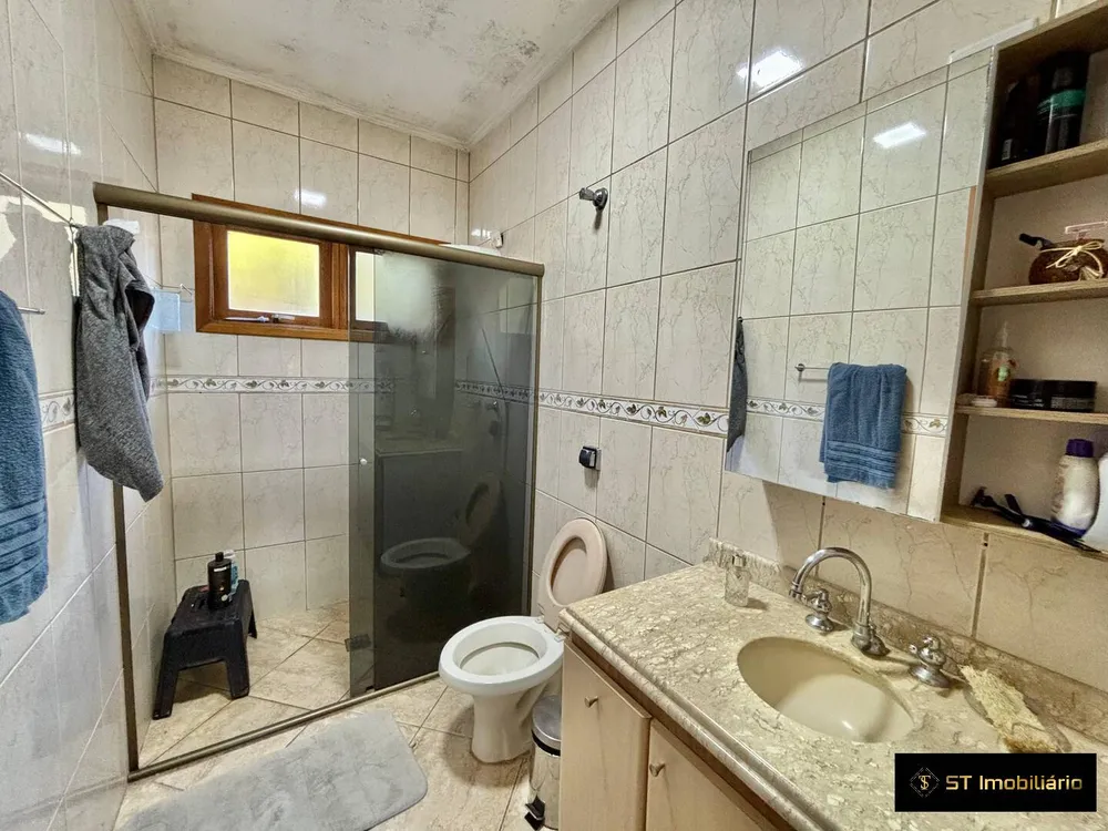 Chácara, 4 quartos, 1330 m² - Foto 4