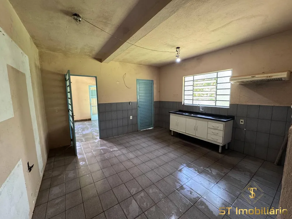 Chácara, 3 quartos, 1000 m² - Foto 2