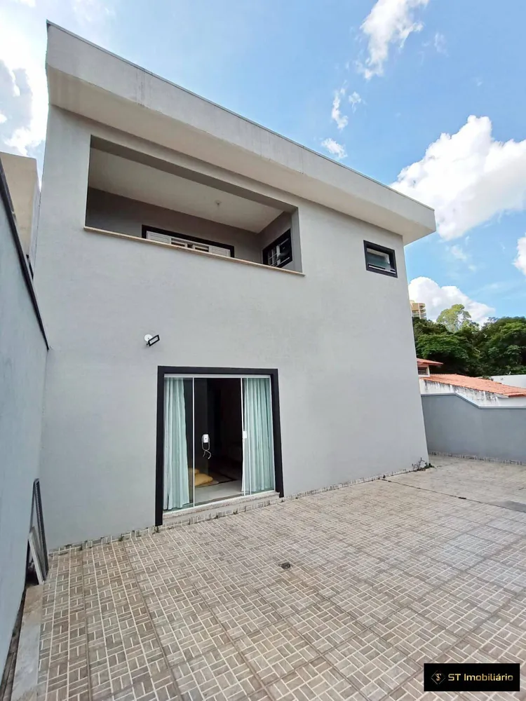 Casa, 4 quartos, 393 m² - Foto 1