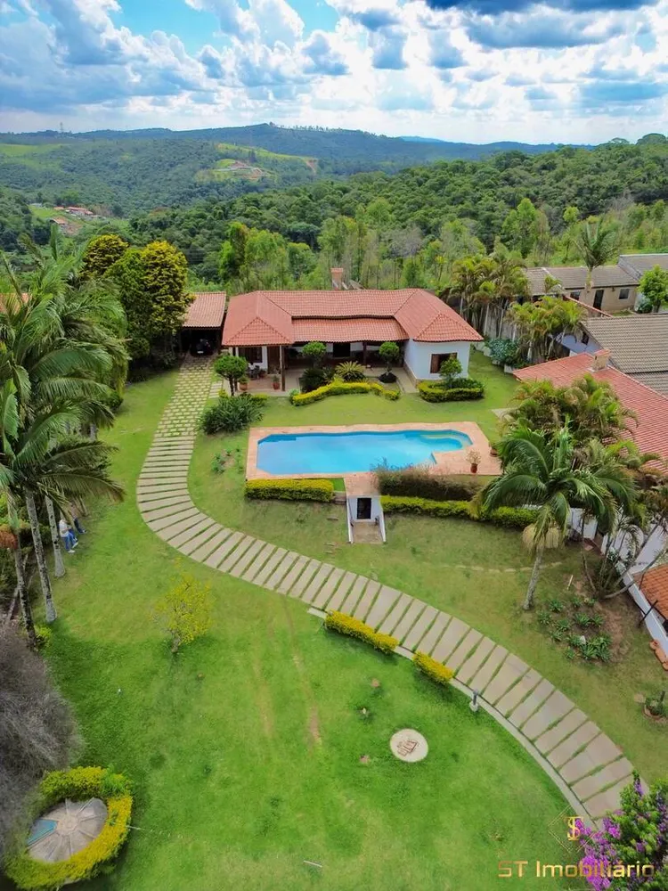 Chácara, 3 quartos, 1450 m² - Foto 1