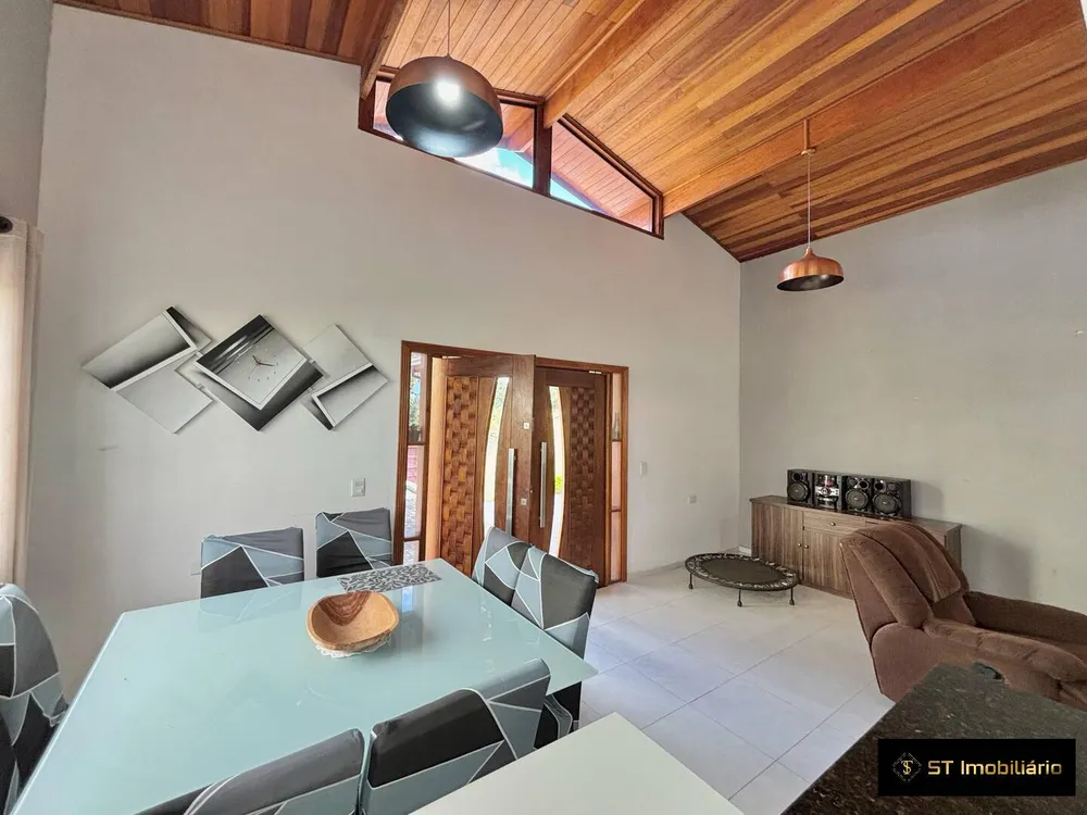 Casa, 3 quartos, 167 m² - Foto 4