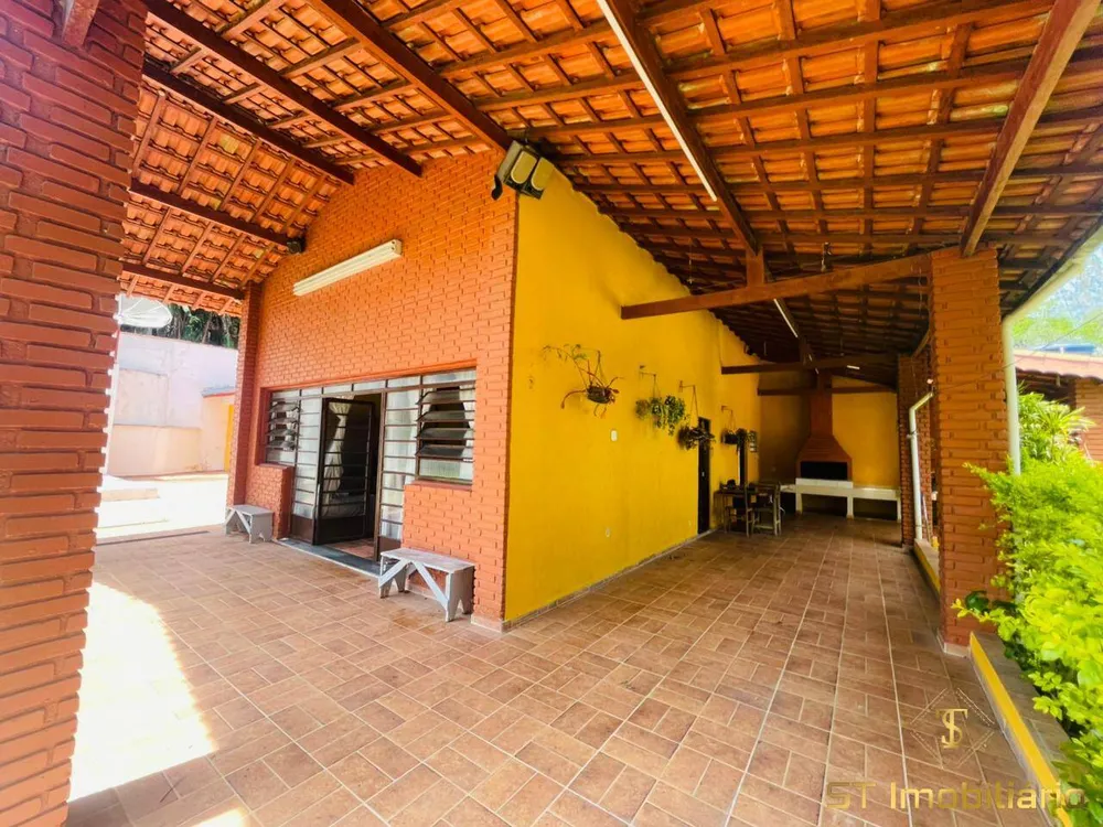 Chácara, 3 quartos, 3000 m² - Foto 1