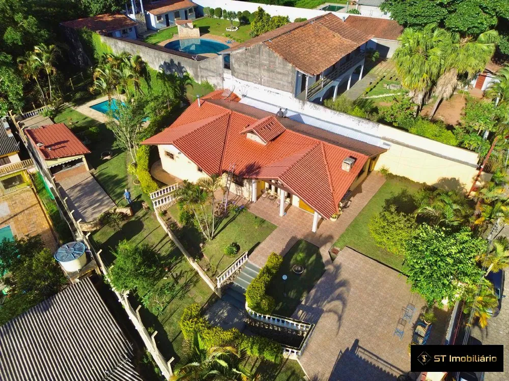 Chácara, 3 quartos, 1218 m² - Foto 2