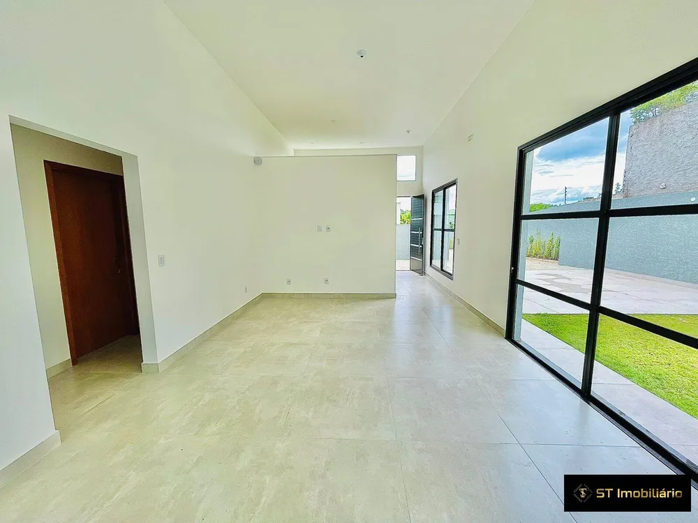 Casa, 3 quartos, 255 m² - Foto 1