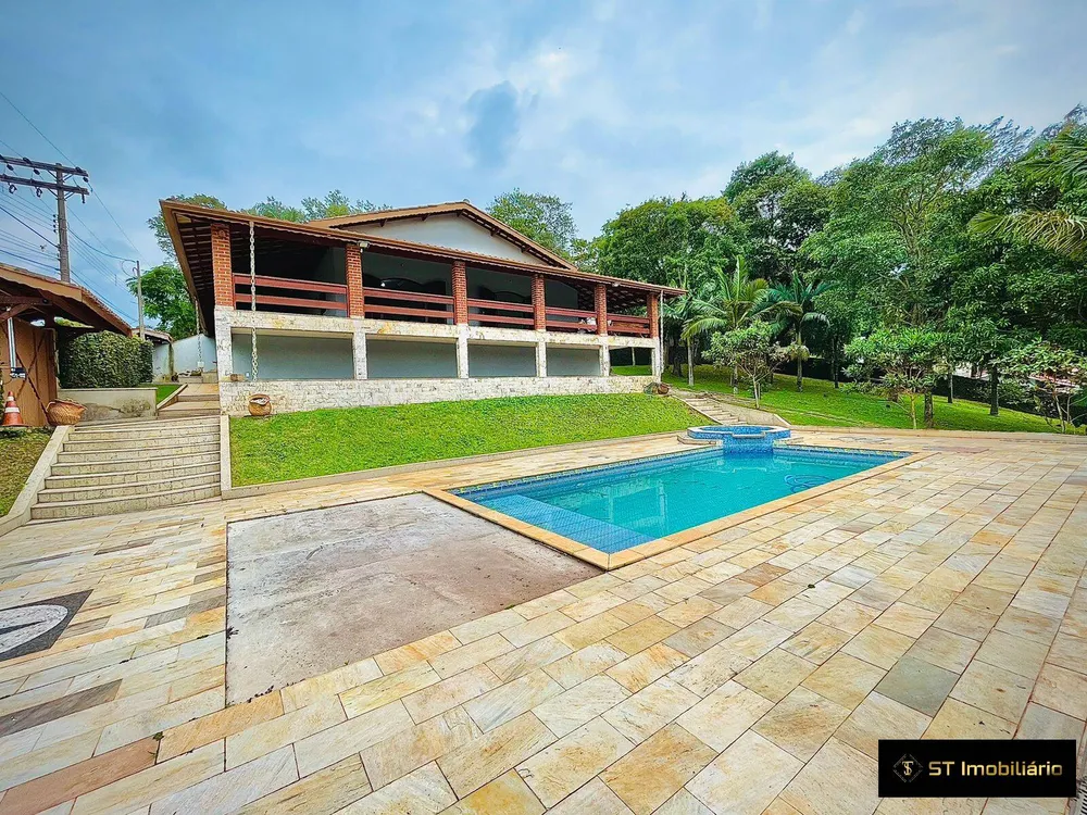 Chácara, 6 quartos, 2314 m² - Foto 1