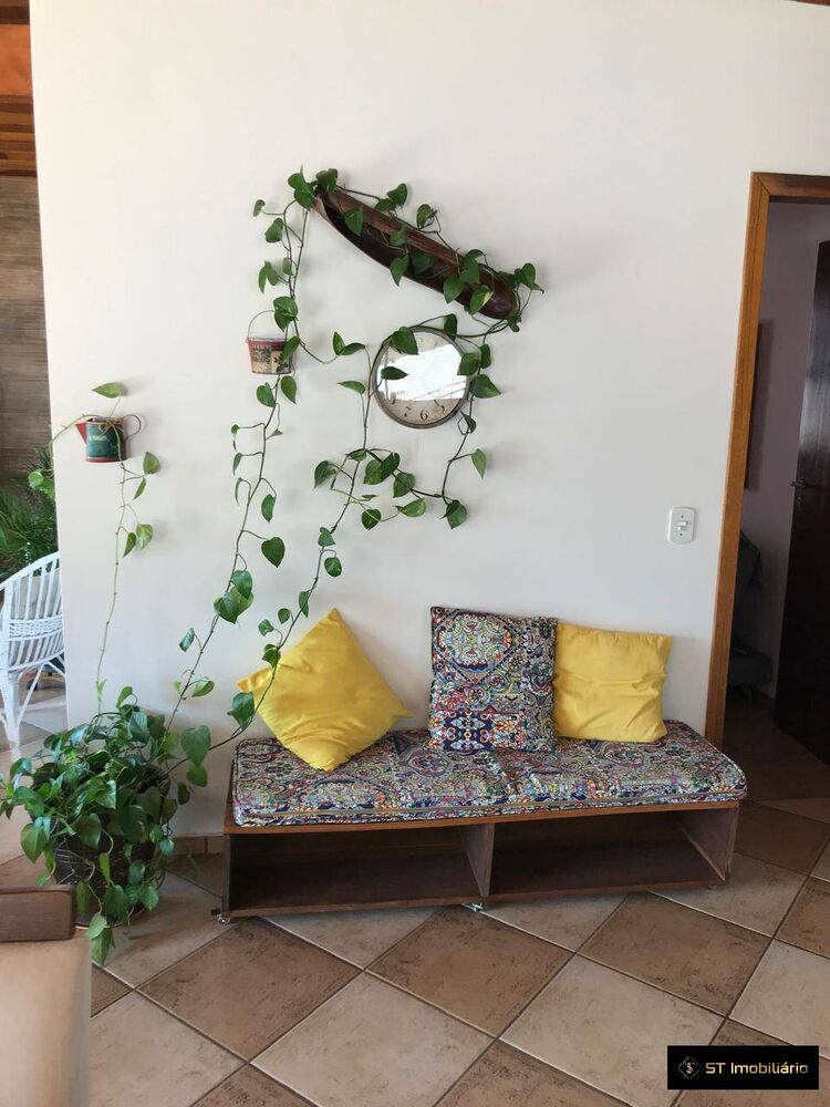 Chácara à venda com 3 quartos, 1380m² - Foto 2