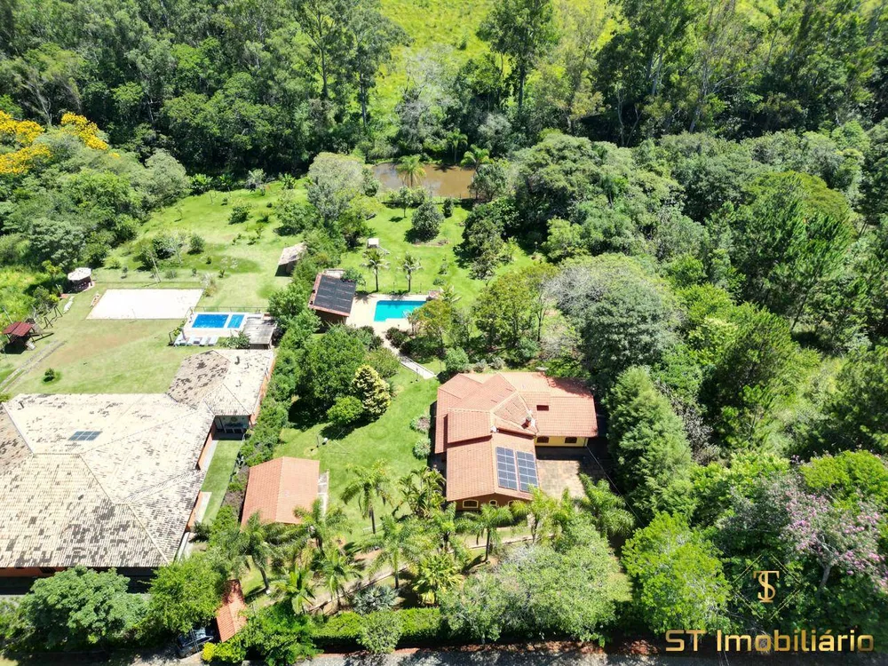 Chácara, 8 quartos, 5000 m² - Foto 1