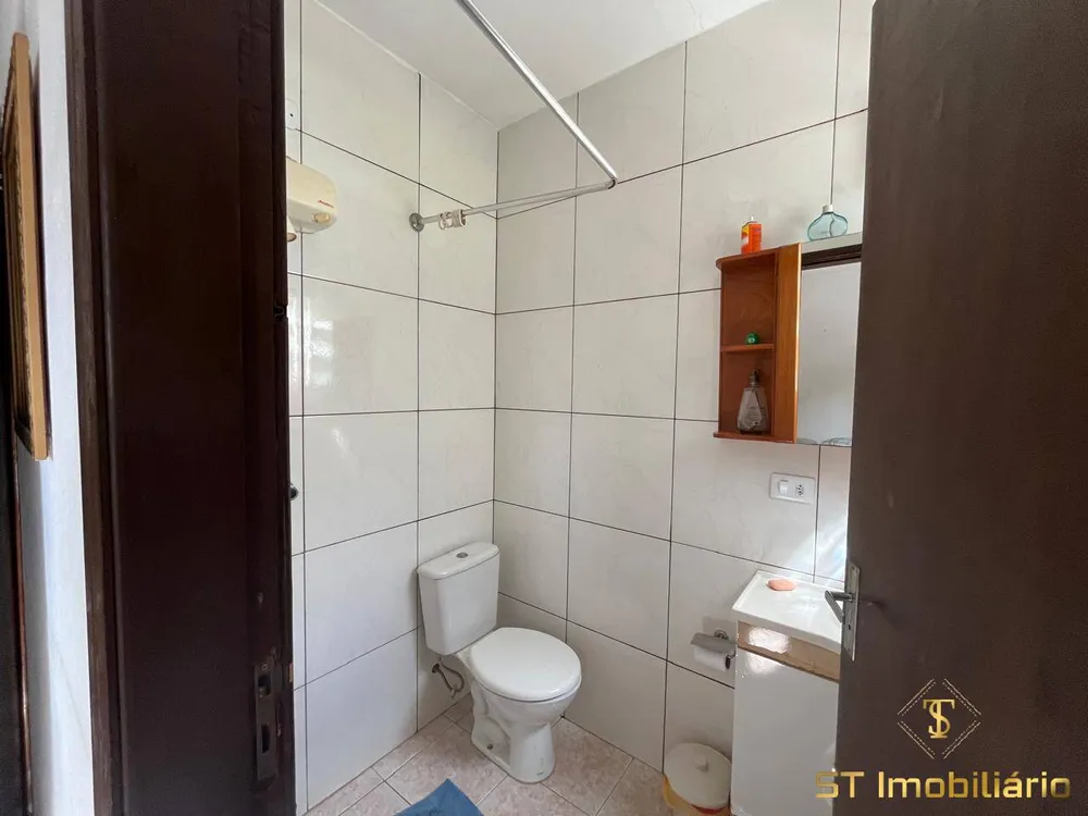 Chácara, 6 quartos, 1520 m² - Foto 1