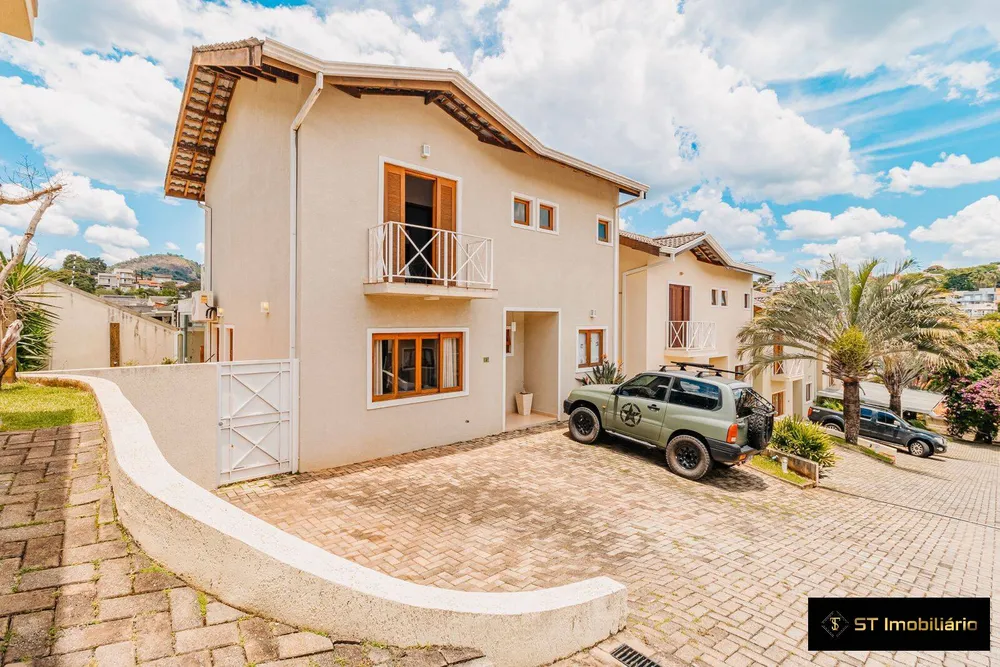 Casa, 3 quartos, 290 m² - Foto 1