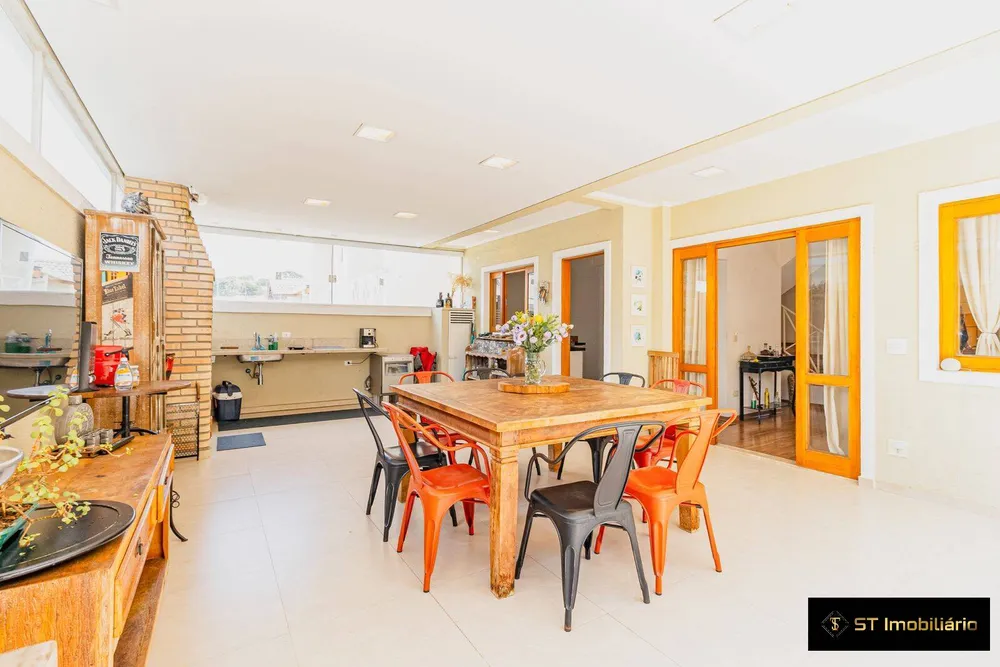 Casa, 3 quartos, 290 m² - Foto 3