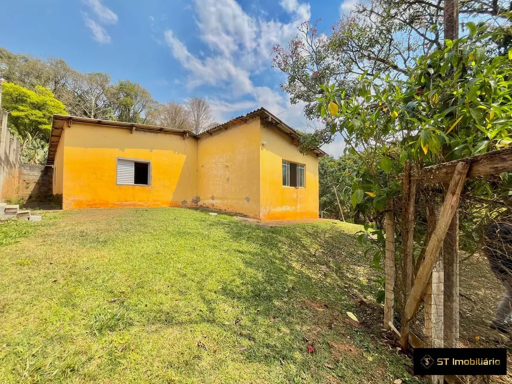 Chácara, 3 quartos, 1680 m² - Foto 1