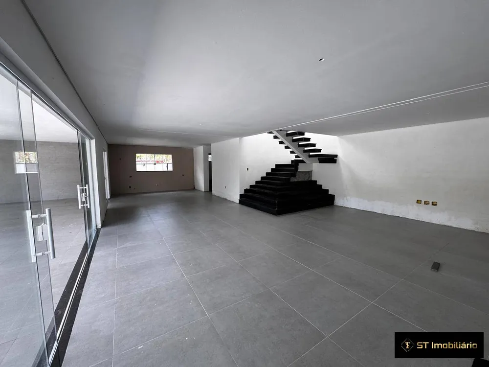 Chácara, 4 quartos, 1550 m² - Foto 2