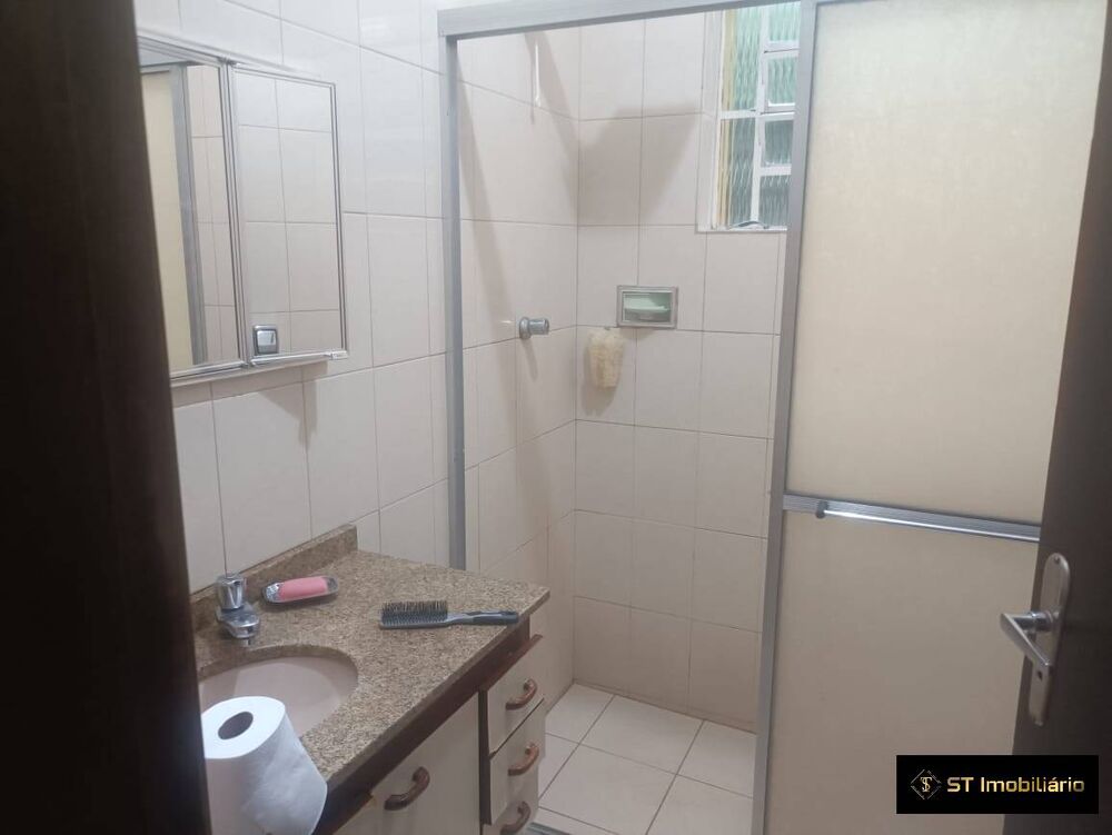 Chácara à venda com 3 quartos, 200m² - Foto 3
