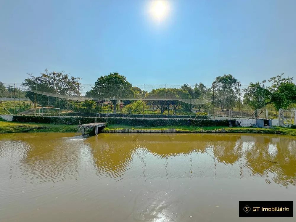 Fazenda à venda com 4 quartos, 400m² - Foto 2