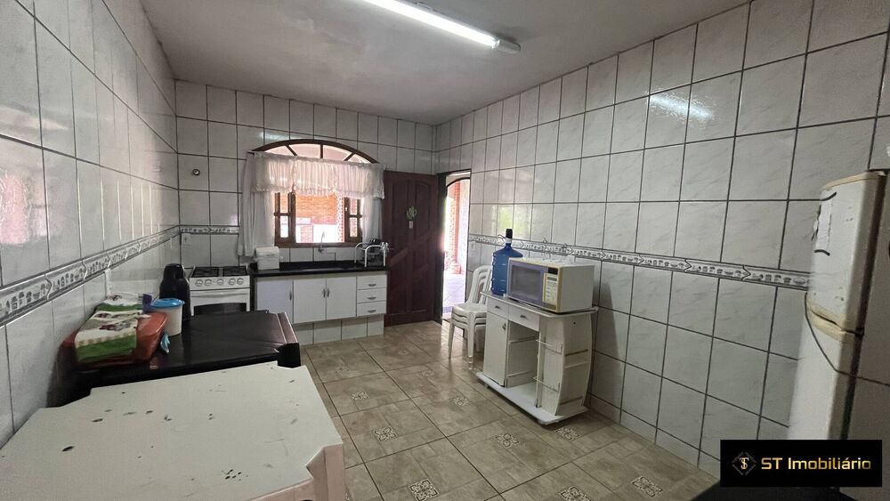 Chácara, 4 quartos, 1368 m² - Foto 3