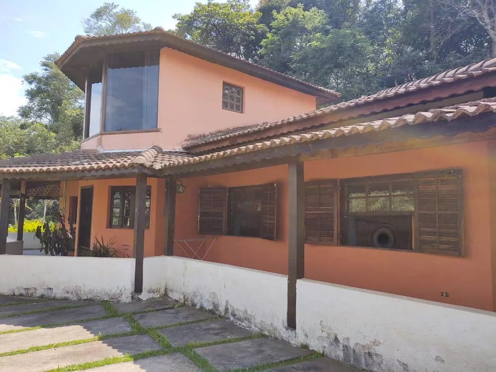 Fazenda à venda com 5 quartos, 4000m² - Foto 1