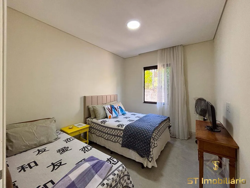 Chácara, 3 quartos, 2090 m² - Foto 1