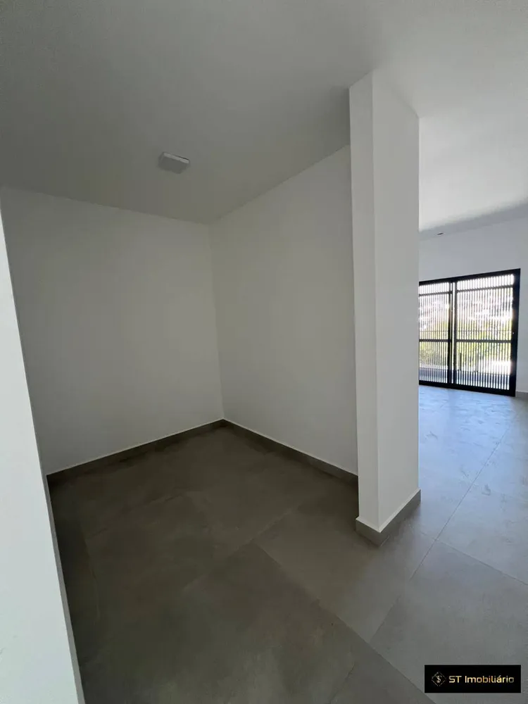 Casa, 3 quartos, 279 m² - Foto 2