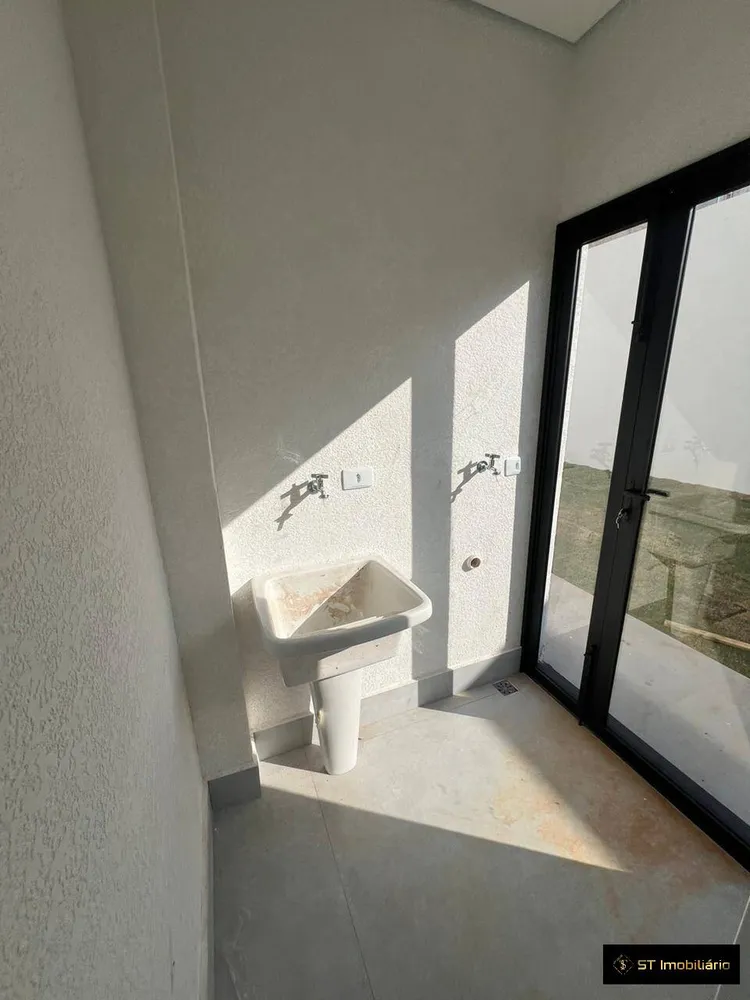 Casa, 3 quartos, 279 m² - Foto 1