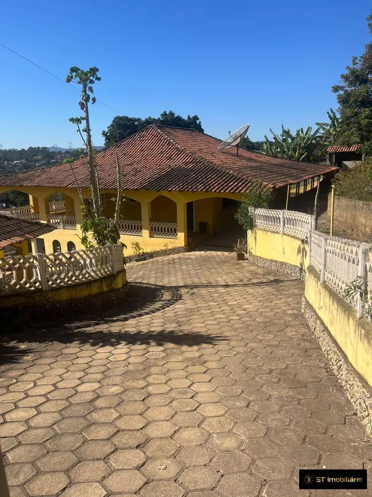 Fazenda à venda com 3 quartos, 430m² - Foto 1