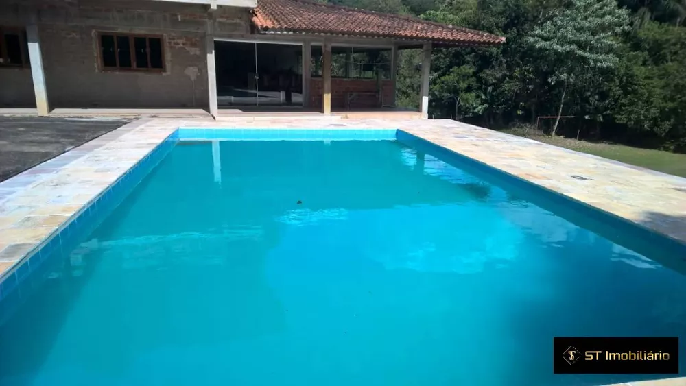 Fazenda à venda com 3 quartos, 620m² - Foto 2