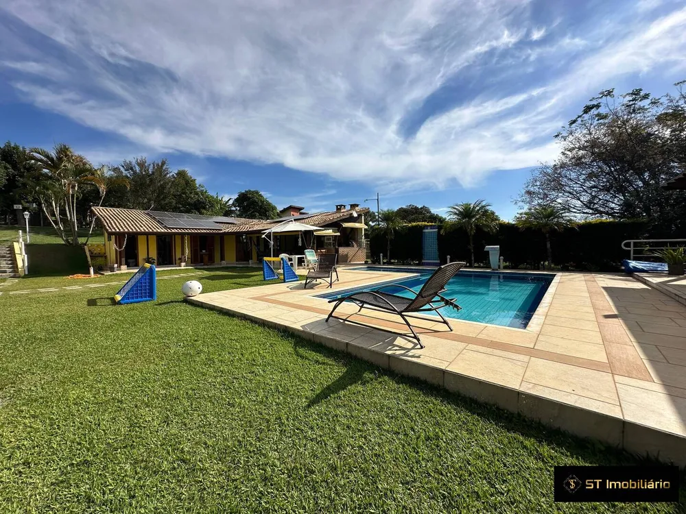 Chácara, 4 quartos, 3289 m² - Foto 1