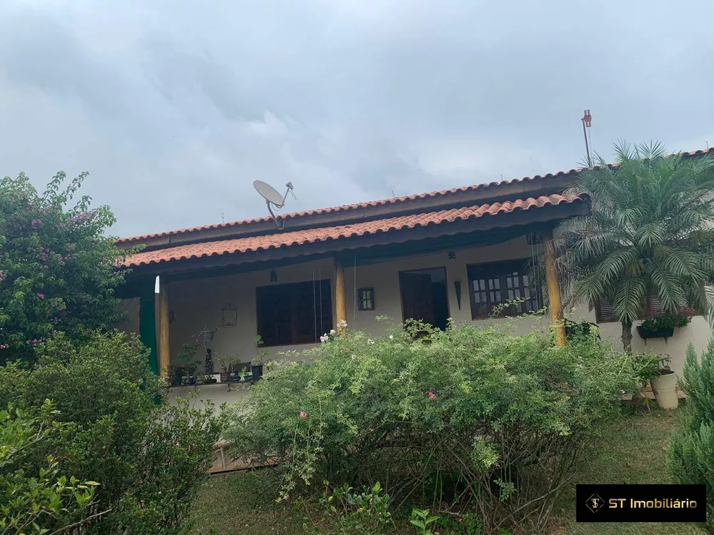 Fazenda à venda com 3 quartos, 1879m² - Foto 2