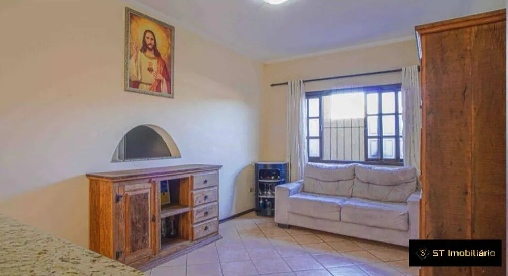 Casa, 3 quartos, 267 m² - Foto 1