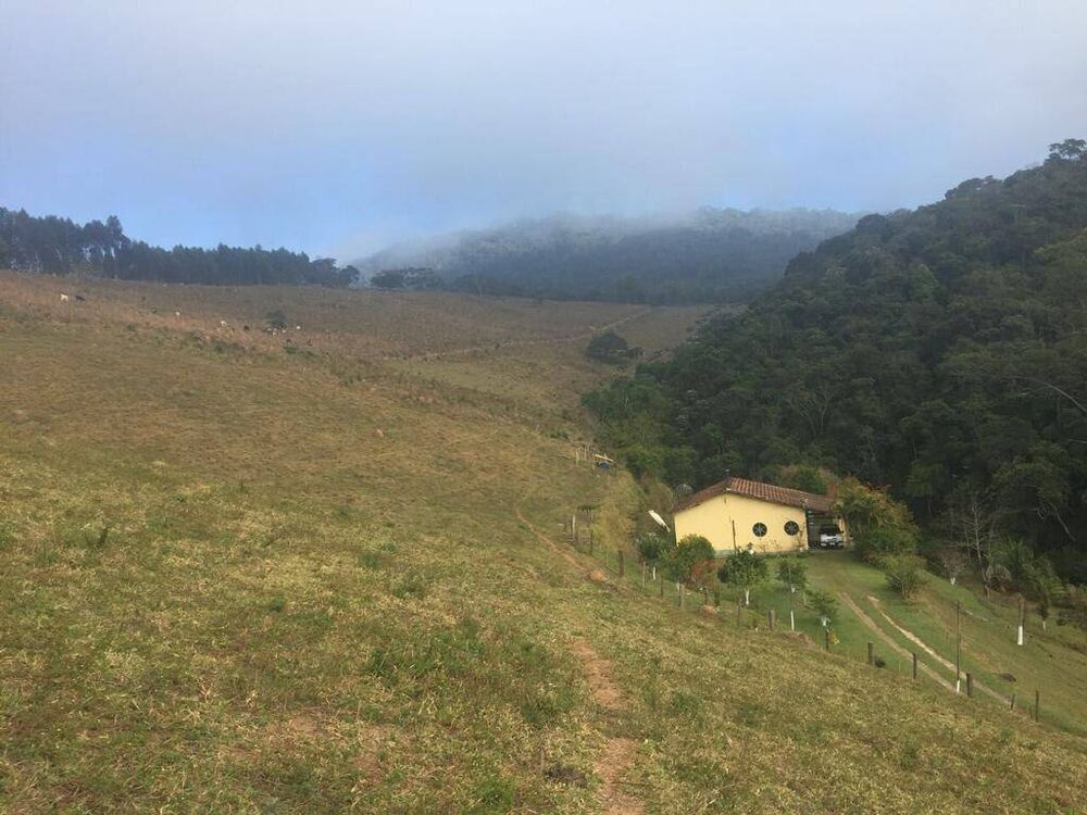 Sítio à venda com 5 quartos, 200000m² - Foto 2